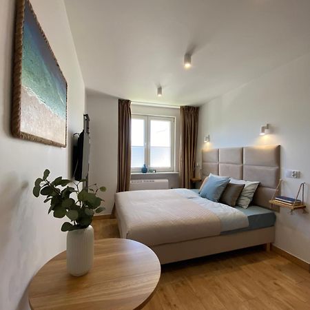 הל La Playa Apartments מראה חיצוני תמונה
